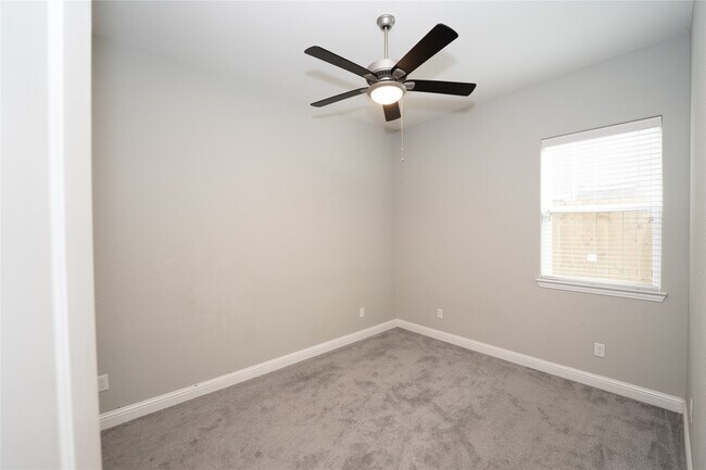 Building Photo - 5411 Camaguey St