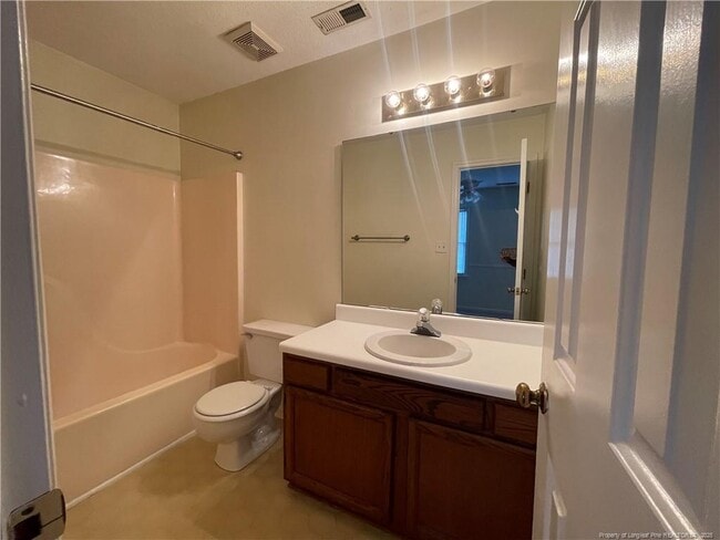 Building Photo - 2059 Trexler Ct