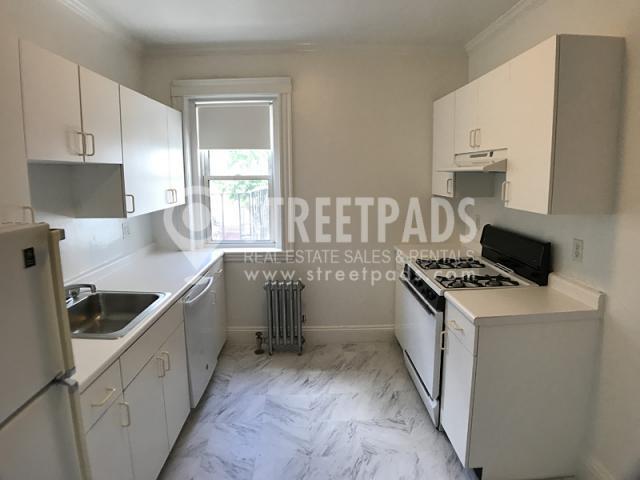 Building Photo - 1 bedroom in Cambridge MA 02138