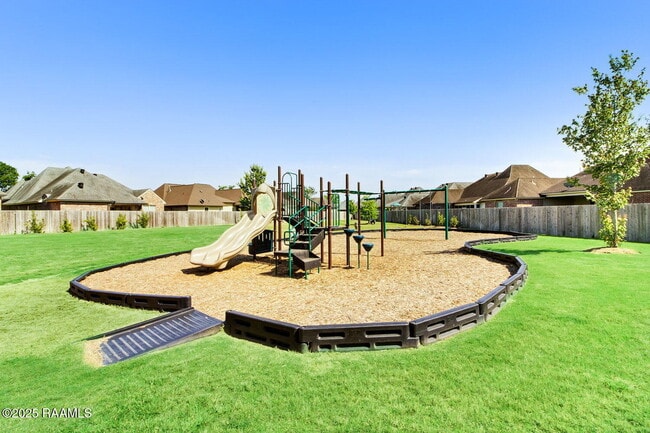 Building Photo - 215 Capstone Crossing