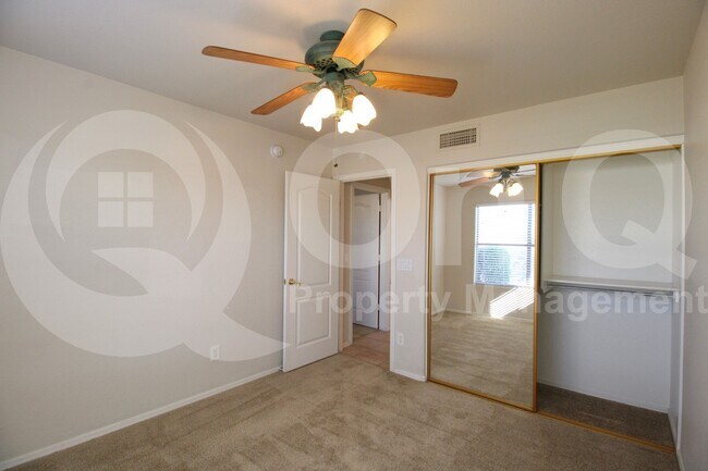 Building Photo - 9559 E Obispo Ave