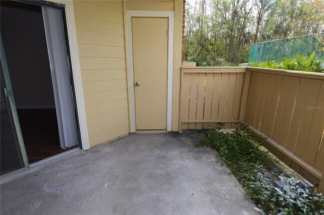 Building Photo - 8756 Mallard Reserve Dr