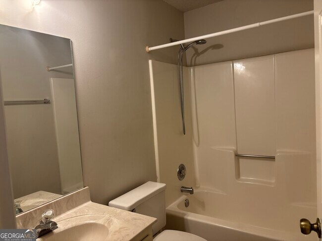 Building Photo - 4961 Brownwood Dr