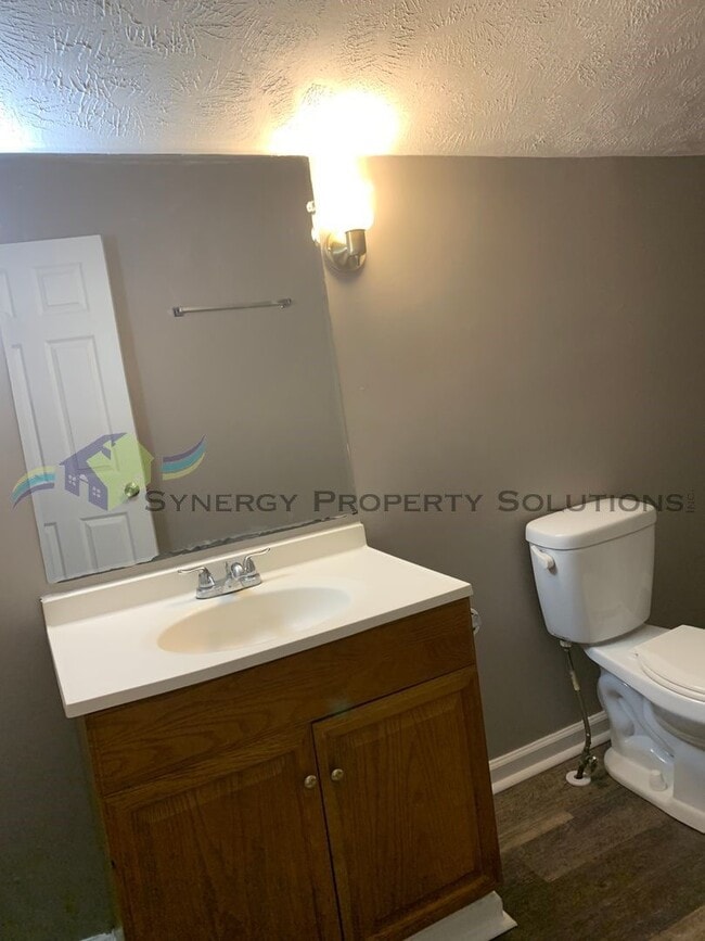 Building Photo - Madison Rental
