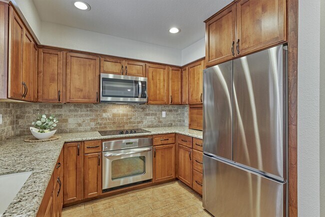 Building Photo - 2351 W Settler's Way
