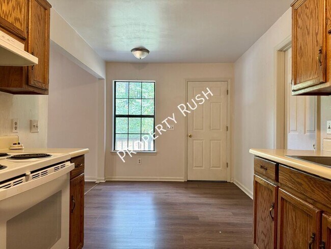 Building Photo - 6018 Champion Rd