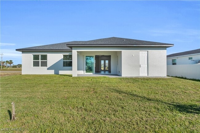 Building Photo - 1034 Chiquita Blvd N