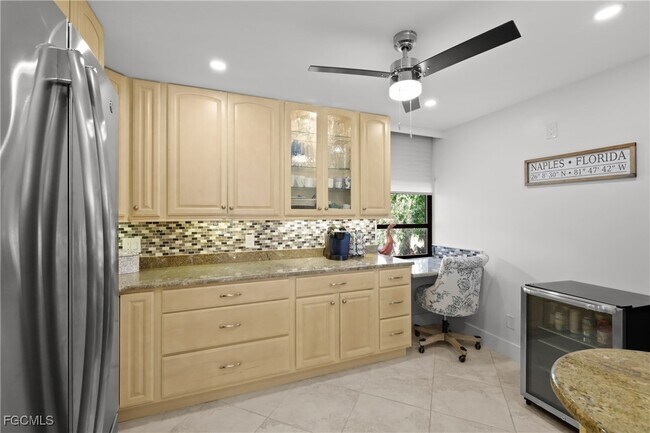 Building Photo - 10562 Gulf Shore Dr