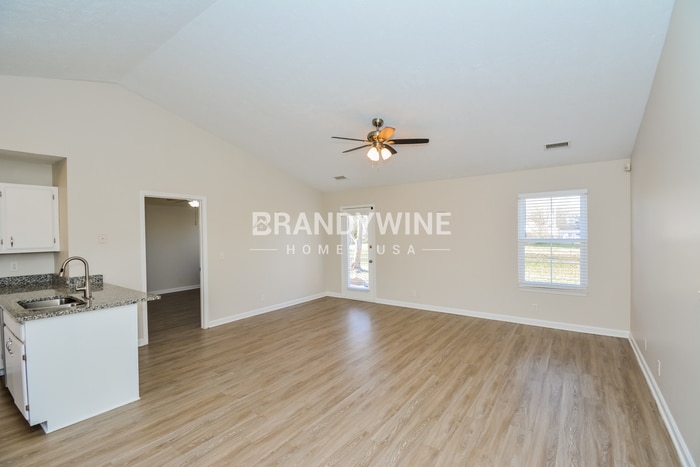 Building Photo - 1138 Melvin Dr