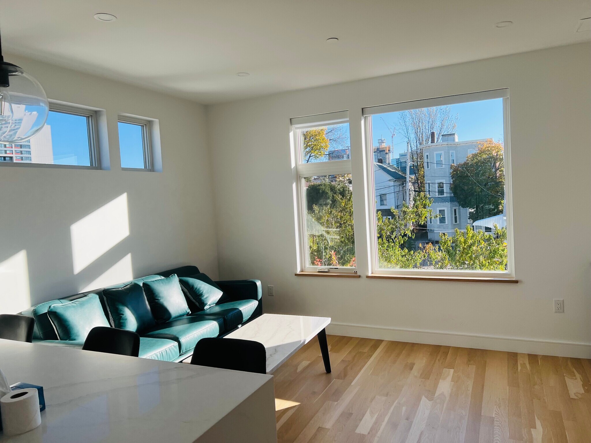 Building Photo - 28 South St