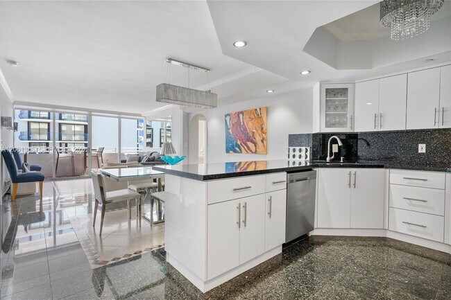 Building Photo - 8911 Collins Ave