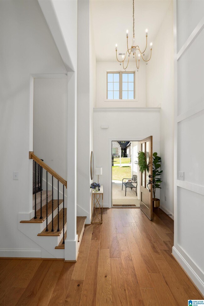 Building Photo - 330330 Kinross Circle