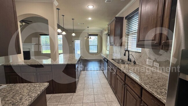 Building Photo - 705 Cypress Hill Dr