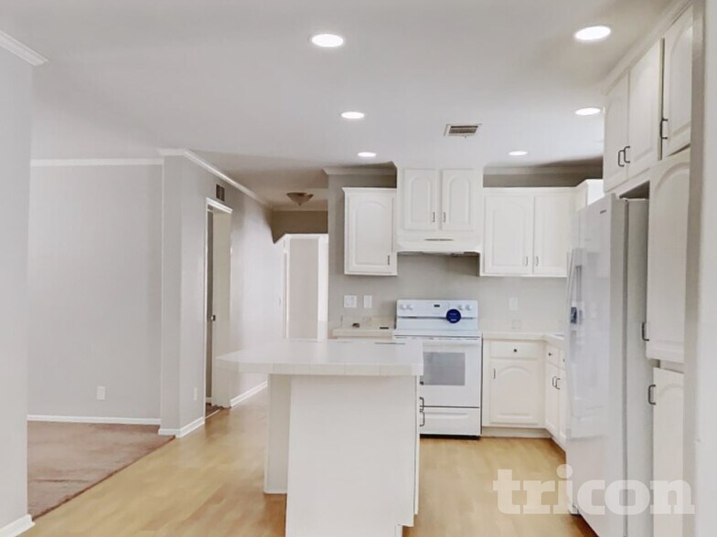 Building Photo - 21439 Cherry Canyon Ln