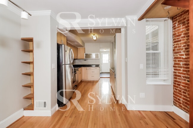 Building Photo - Enjoy living the good life in this 2 bedro...