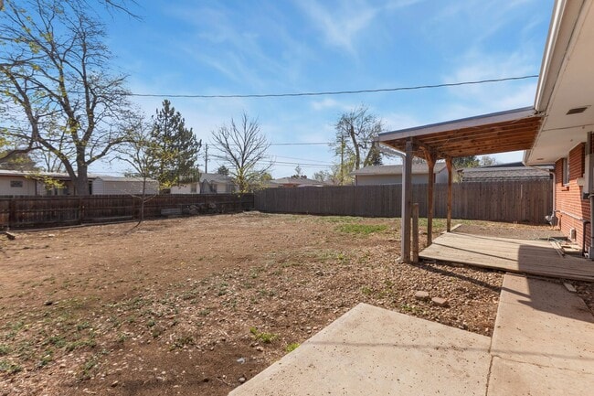 Building Photo - 1306 23rd Ave Ct
