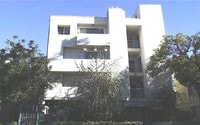 Building Photo - Overland Century