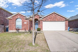 Building Photo - Frisco ISD! This beautiful three-bedroom t...