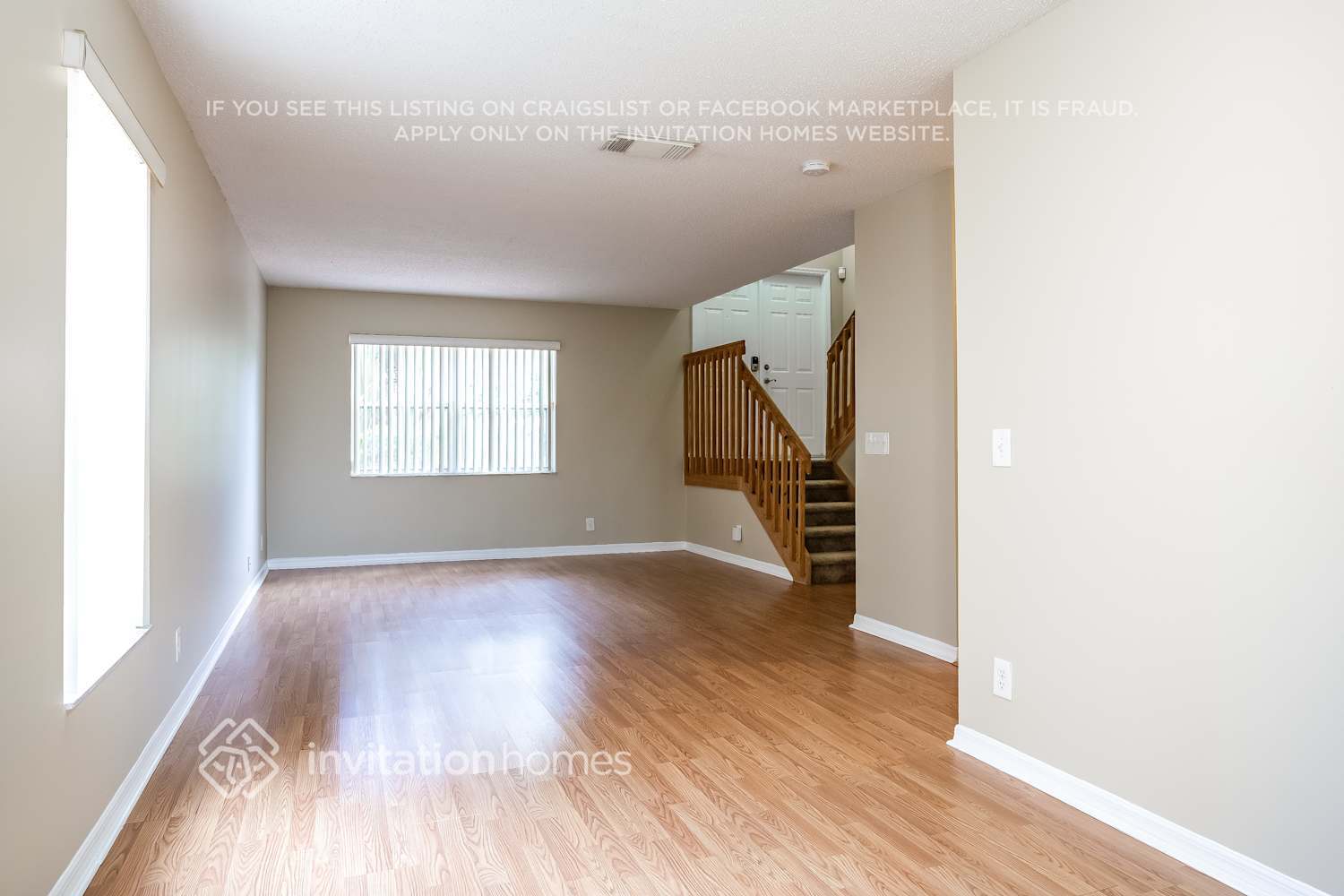 Building Photo - 7521 Santa Monica Dr