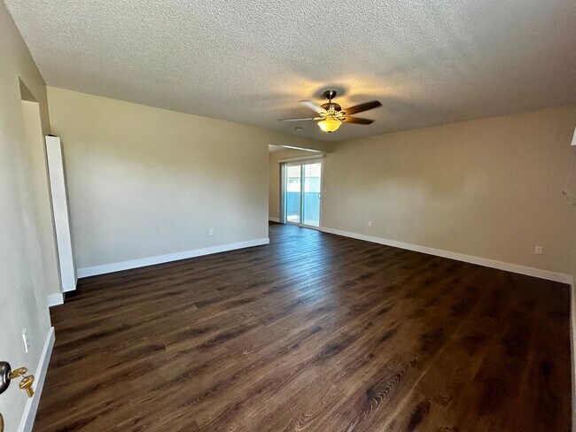 Building Photo - 3540 Christine Cir