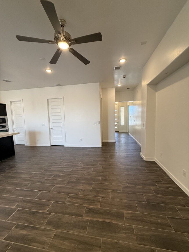 Building Photo - 13389 Carterton Ave