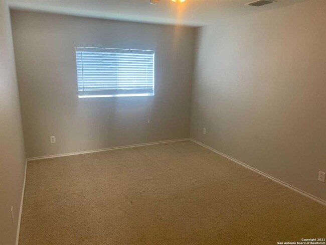 Building Photo - 3518 Ironwood Falls