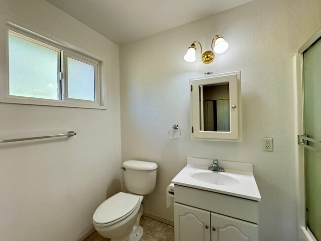 Building Photo - 11447 Lower Cir Dr