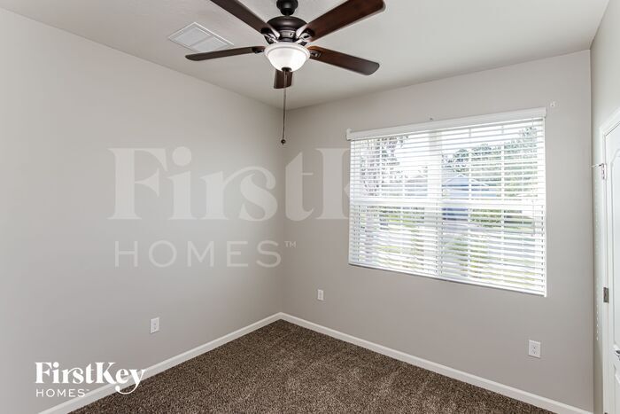Building Photo - 740 Remington Green Dr SE