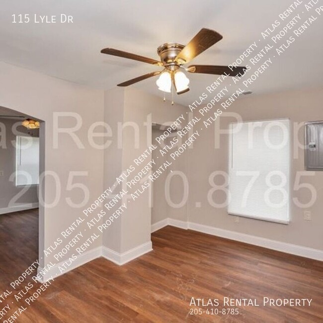Building Photo - 115 Lyle Dr