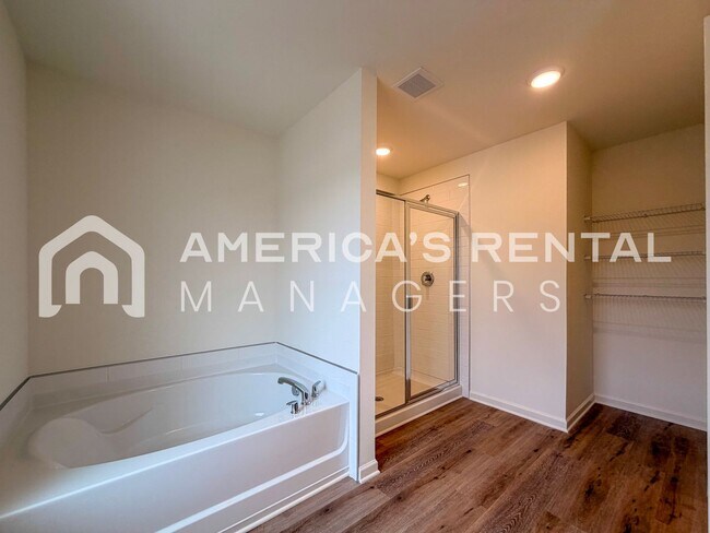 Building Photo - ONE MONTH FREE MOVE-IN SPECIAL! New Construction Home for Rent! Sign a 13-month lease by 4/15/202...
