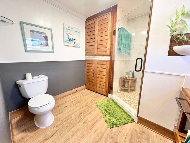 Building Photo - 2 Bed, 2 Bath Condo Near Retro Row!