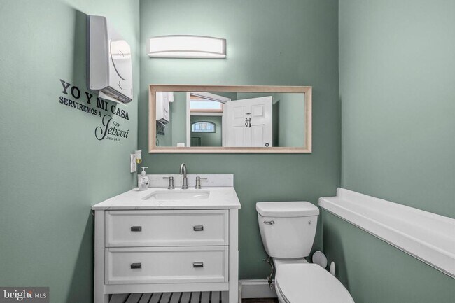 Building Photo - 104 Barksdale Pl