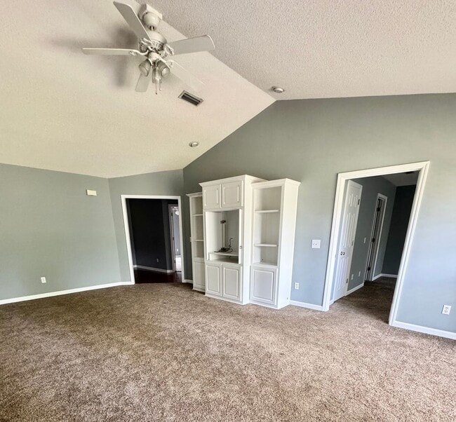 Building Photo - 3085 Achey Dr
