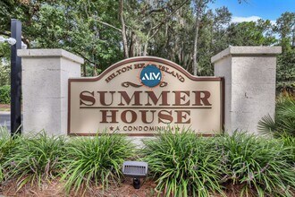 Building Photo - Luxurious Two-Bedroom Condo at Summer Hous...