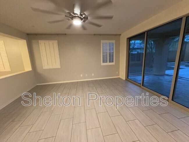 Building Photo - 20654 W Alsap Rd