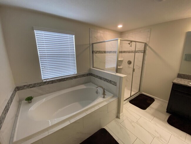 Building Photo - 9047 Stinger Dr