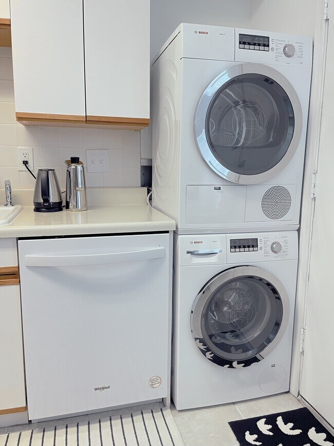 New appliances. Low decibel dish washer. - 7718 Royal Ln