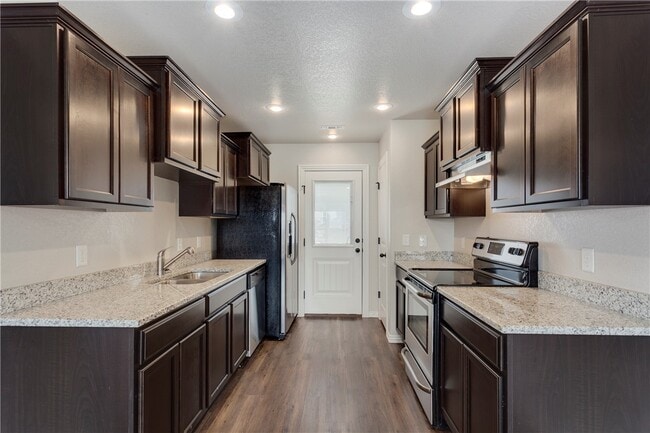 Building Photo - 845 Via Drago Ave