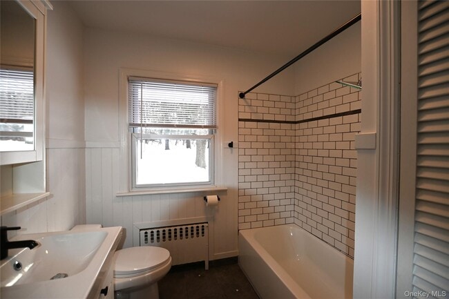 Building Photo - 86 Mill House Rd