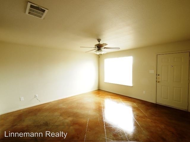 Building Photo - 6504 Temora Loop