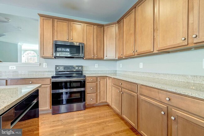 Building Photo - 43022 Spyder Pl