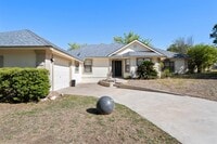 Building Photo - 200 Mountain View Dr