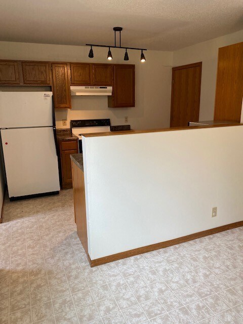 Building Photo - 442 Ferry St