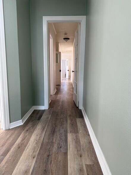 Building Photo - 1241 4th Ave