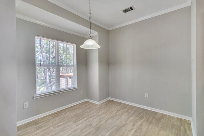 Building Photo - 22 Bimini Dr