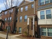 Building Photo - 456 Fieldview Ln