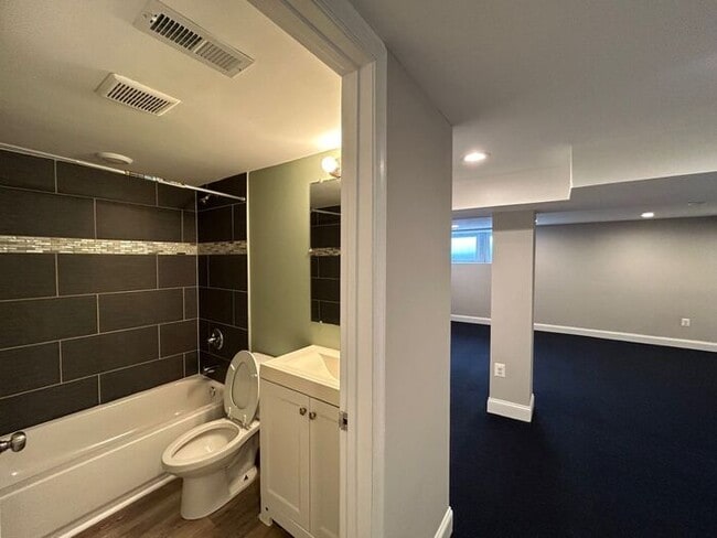 Building Photo - 3 Bedroom County Home - Opportunity Area