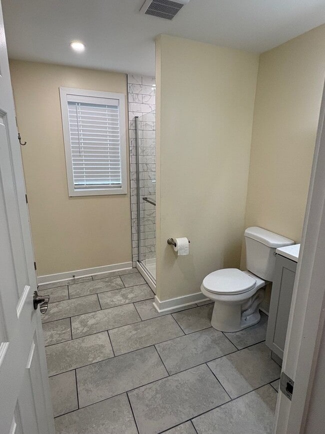 Building Photo - Beautifully Rebuilt Three Bedroom Duplex Near Four Mile Run and I-395