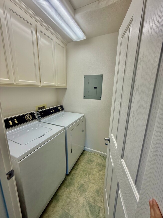 Building Photo - 133 Argall Way