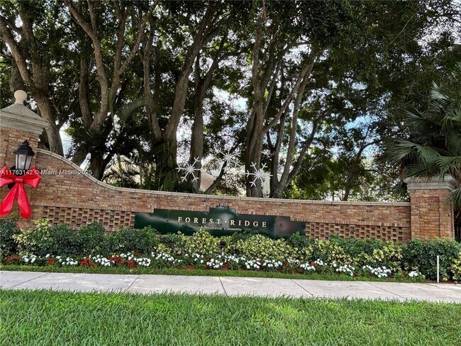 Building Photo - 9366 Arborwood Cir